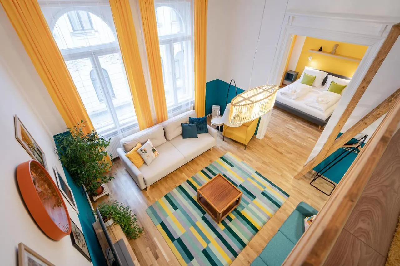 Live Star Apartment Boedapest Hongarije